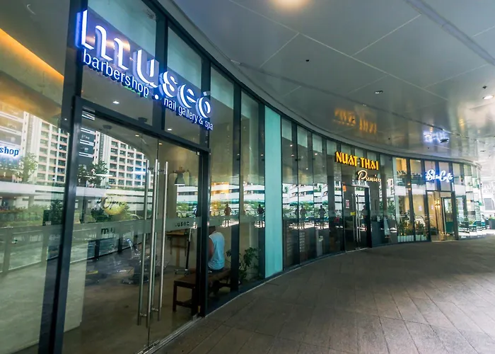 Urban Charm Cozy Meet 51 Air Swim Gym Park 300mb Apartment Manila