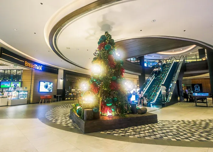 Urban Charm Cozy Meet 51 Air Swim Gym Park 300mb Manila