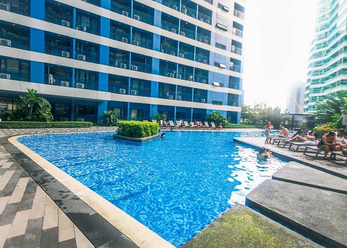 Urban Charm Cozy Meet 51 Air Swim Gym Park 300mb * Manila